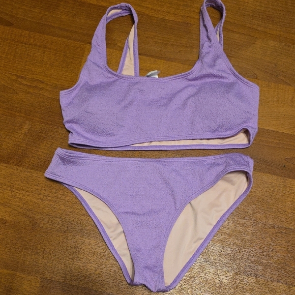 Cupshe Pink and Purple Bikinis Swimsuit with Textured Finish. Size M - Picture 5 of 9